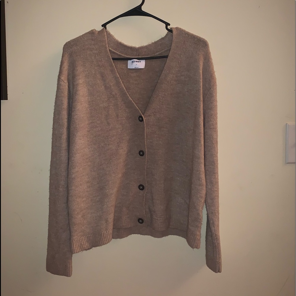beige/brown lightweight sweater with brown buttons